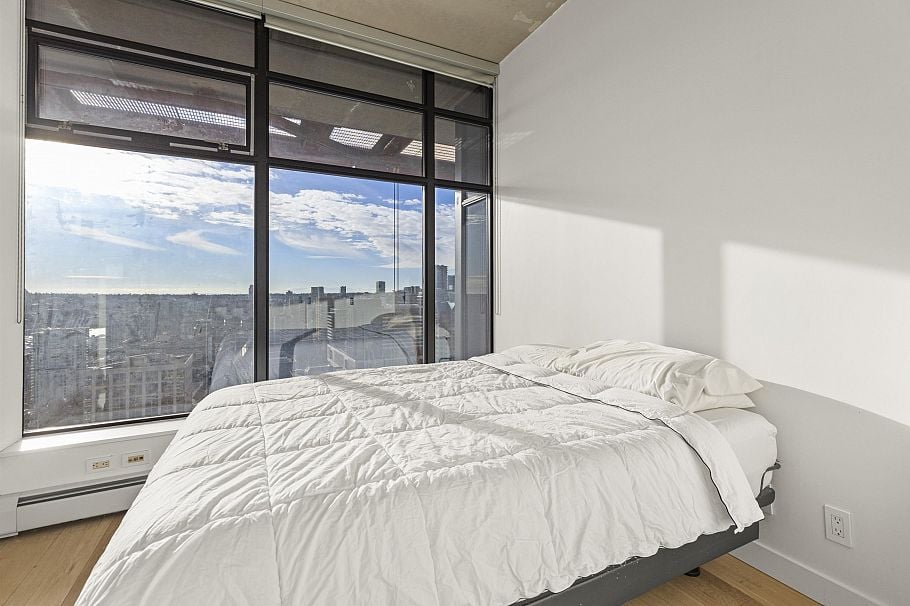 4108 128 W Cordova Street Vancouver, BC - 14