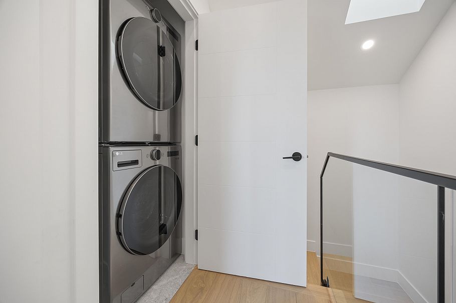 3 550 Kaslo Street Vancouver, BC - 21