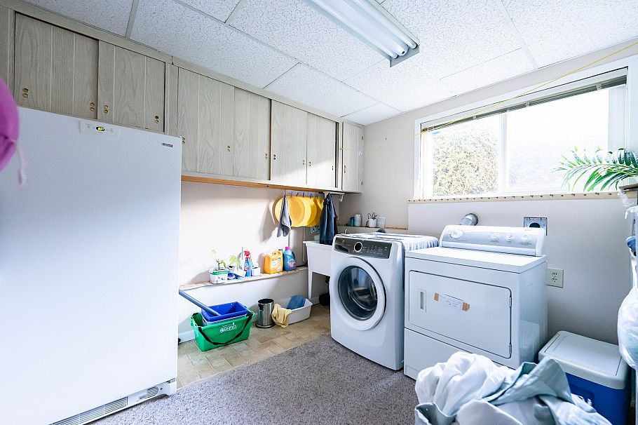 2075 Rufus Drive North Vancouver, BC - 35