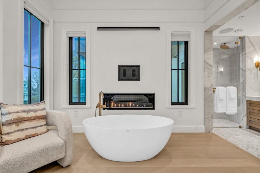 4454 W 4th Avenue Vancouver, BC - 22