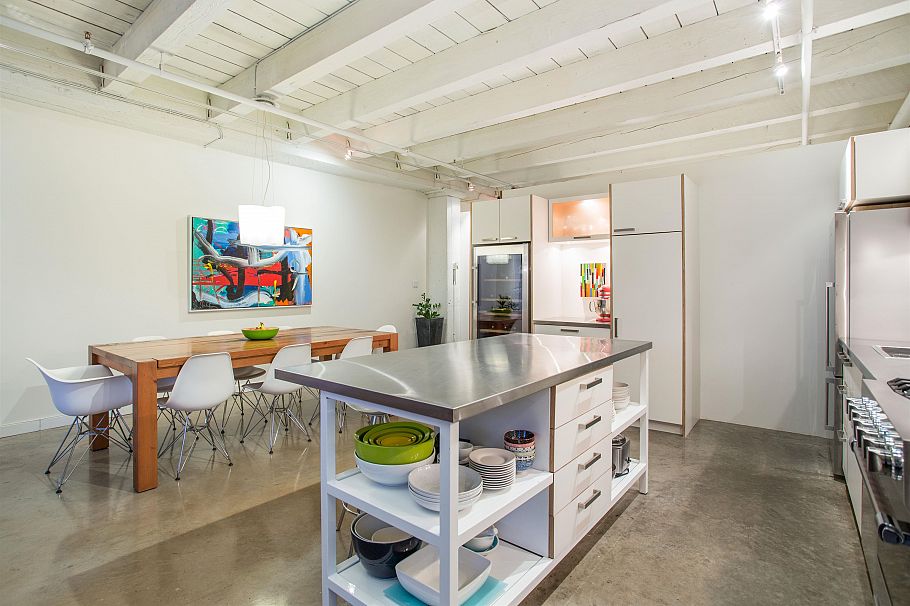 303 55 E Cordova Street Vancouver, BC - 9