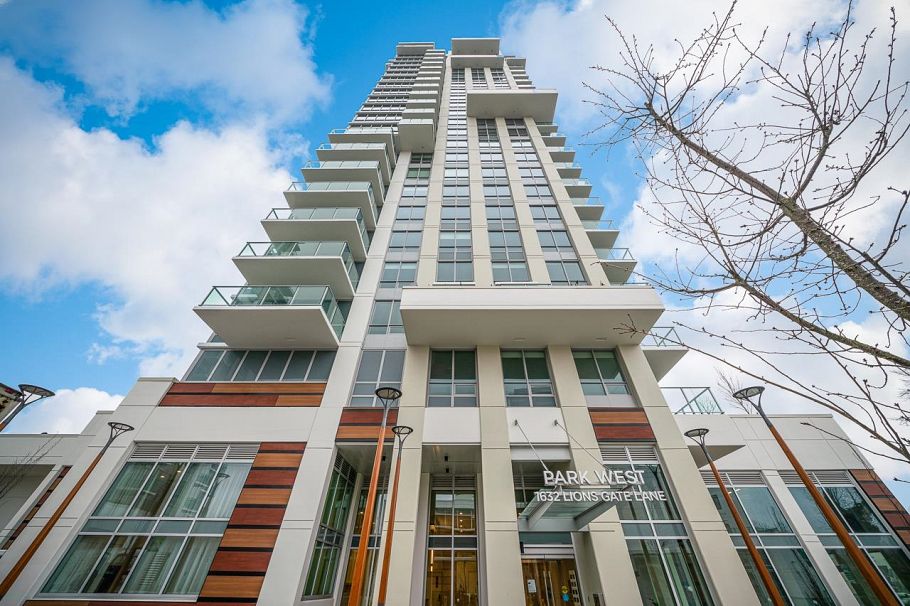 2102 1632 Lions Gate Lane North Vancouver, BC - 1