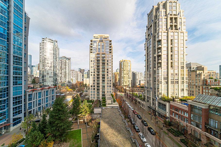 1003 1295 Richards Street Vancouver, BC - 12