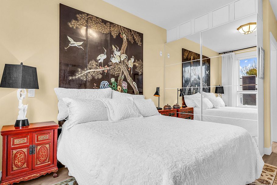 206 715 W 15th Street North Vancouver, BC - 9