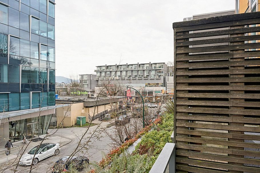 205 522 8th Avenue Vancouver, BC - 25