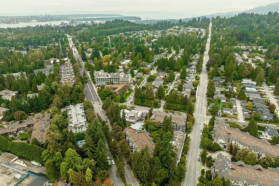 206 1150 Lynn Valley Road North Vancouver, BC - 4