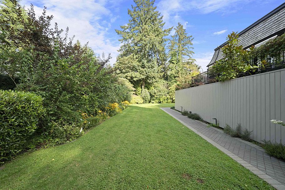 1443 Mcrae Avenue Vancouver, BC - 32