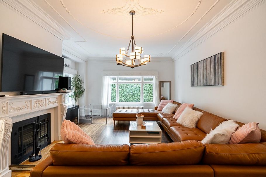 1 1055 Wolfe Avenue Vancouver, BC - 4