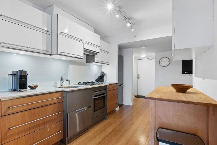 406 718 Main Street Vancouver, BC - 21