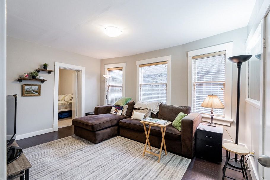 967 W 8th Avenue Vancouver, BC - 15