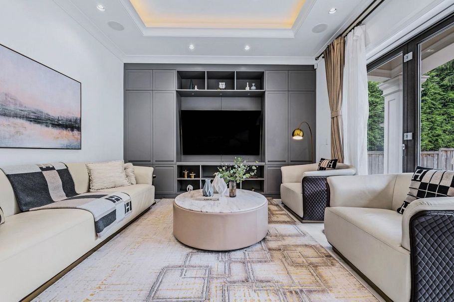 2867 W 44th Avenue Vancouver, BC - 10