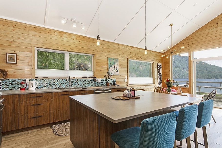 6 Brighton Beach North Vancouver, BC - 7