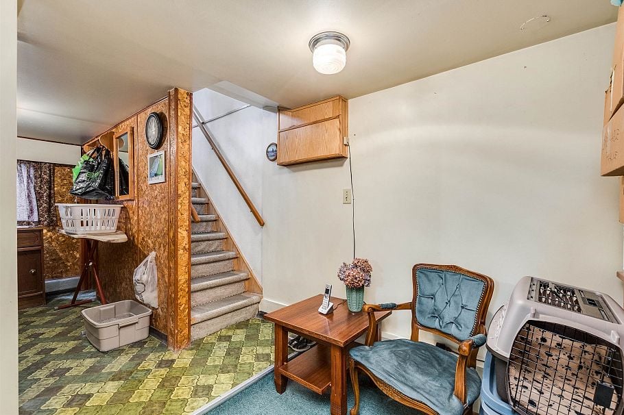 2236 Kitchener Street Vancouver, BC - 22