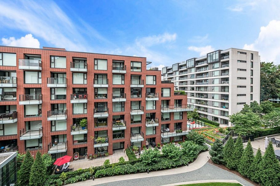 602 1561 W 57th Avenue Vancouver, BC - 32