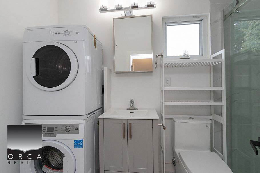 1250 KEITH ROAD, North Vancouver BC V7P 1Y8 North Vancouver, BC - 16