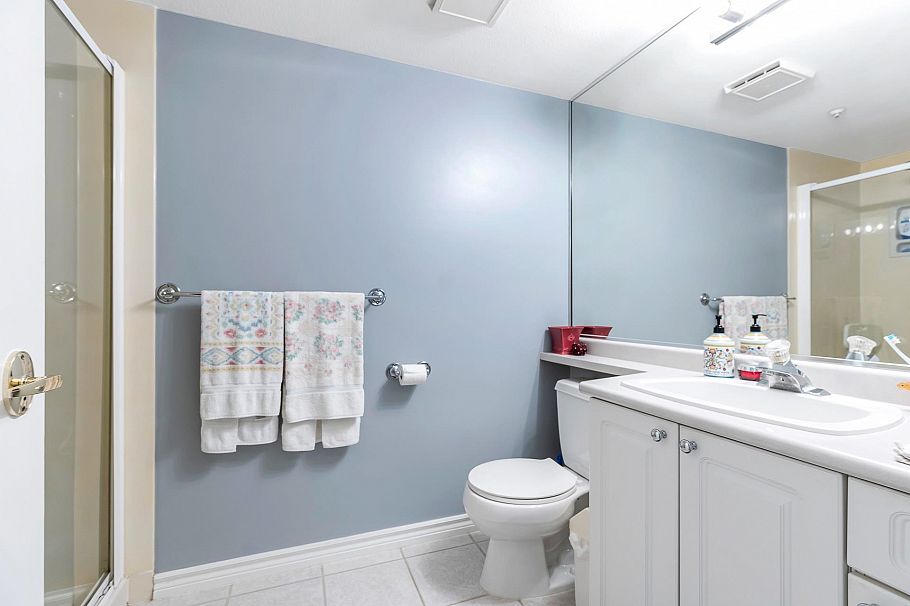 206 1150 Lynn Valley Road North Vancouver, BC - 25