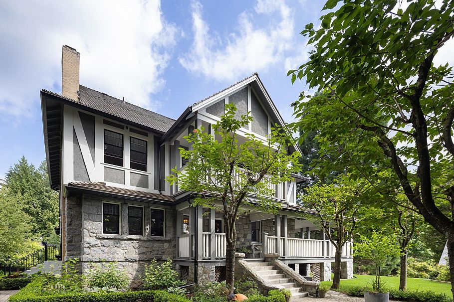 3545 Dowsley Court North Vancouver, BC - 40