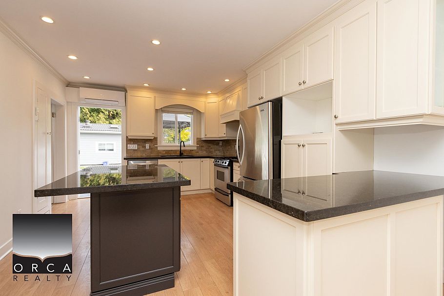 1250 KEITH ROAD, North Vancouver BC V7P 1Y8 North Vancouver, BC - 6