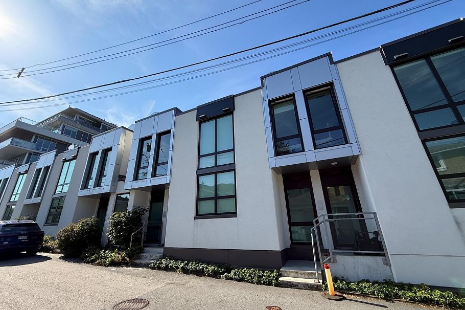 4916 Cambie Street Vancouver, BC - 5