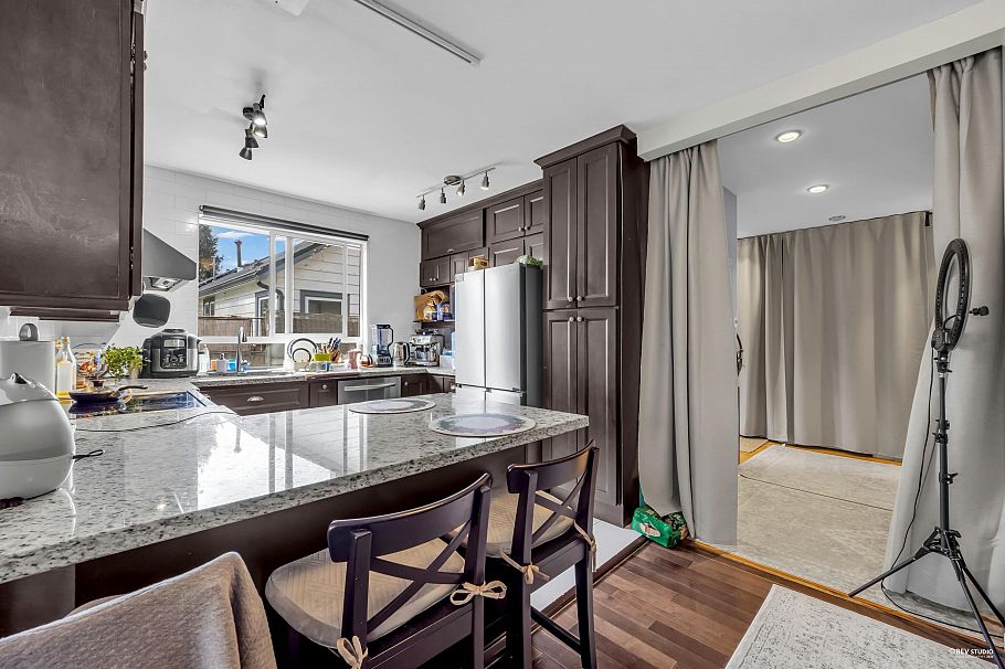 2240 Douglas Crescent Richmond, BC - 23