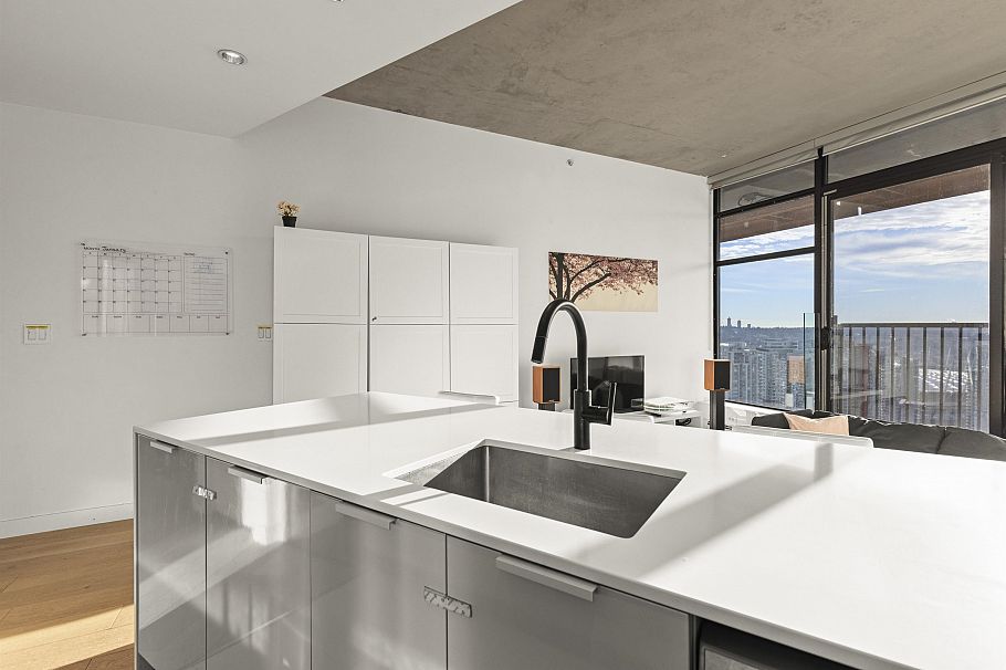 128 W Cordova Street Vancouver, BC - 13