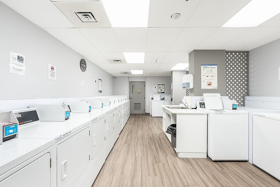 1108 2004 Fullerton Avenue North Vancouver, BC - 24