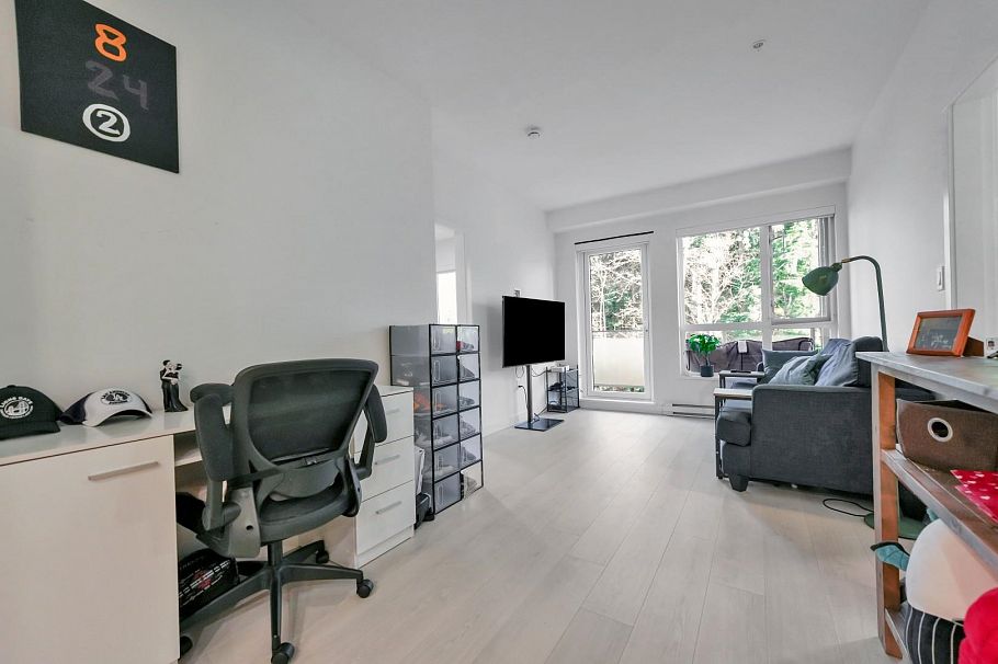 409 3596 Malsum Drive North Vancouver, BC - 11