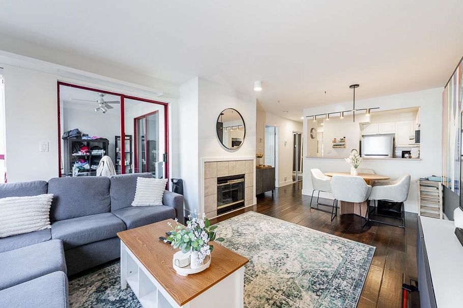 203 2140 W 12th Street Vancouver, BC - 8