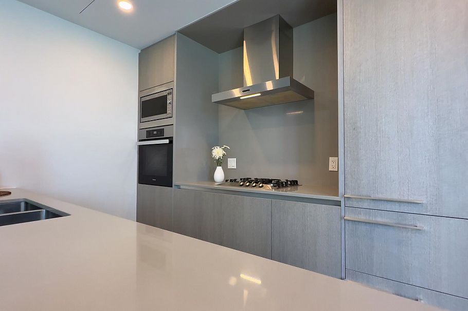 4916 Cambie Street Vancouver, BC - 9