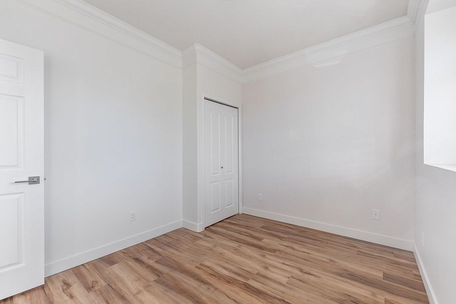 6586 Nanaimo Street Vancouver, BC - 9