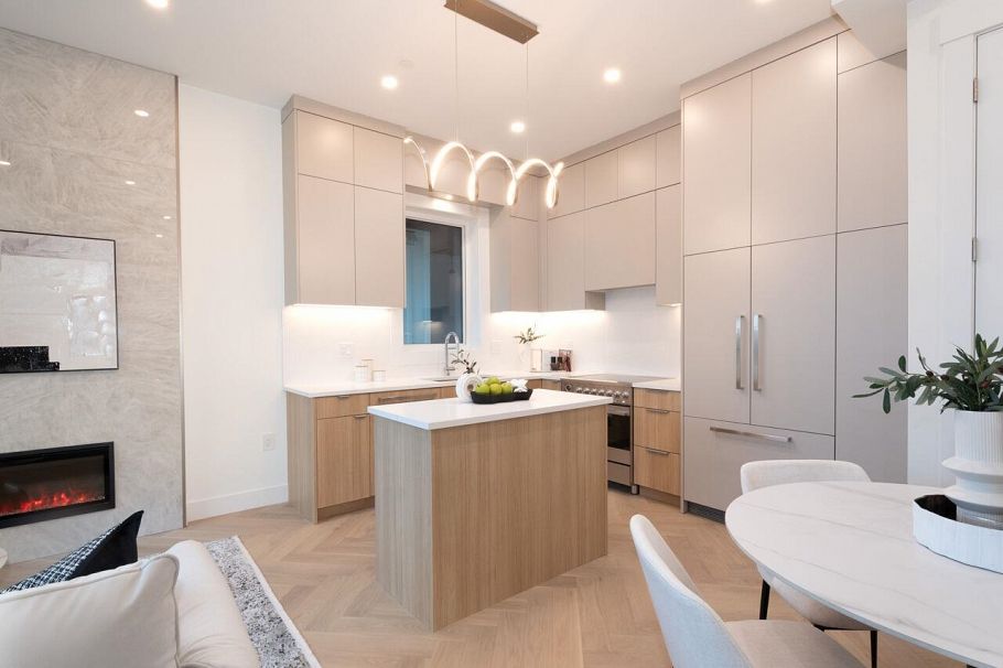 4426 W 4th Avenue Vancouver, BC - 19