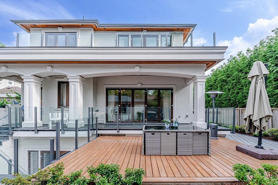 2867 W 44th Avenue Vancouver, BC - 33