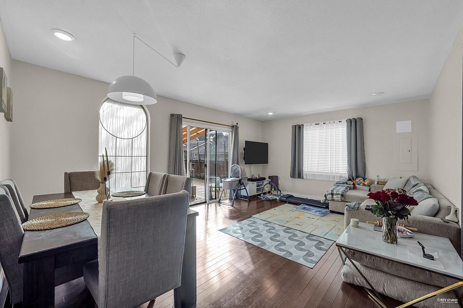 2240 Douglas Crescent Richmond, BC - 33