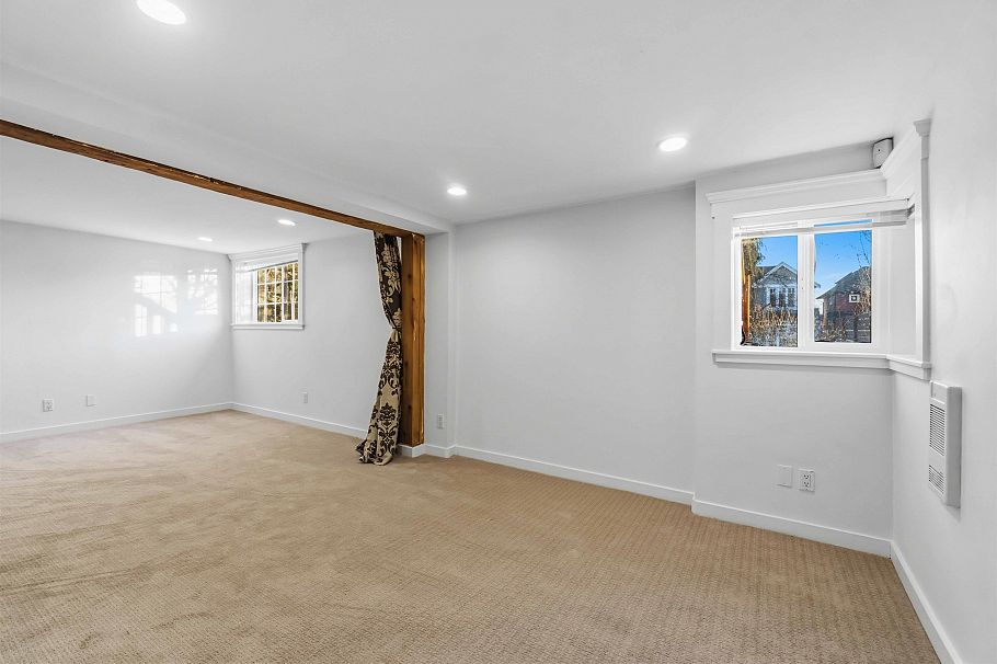 621 E 23rd Avenue Vancouver, BC - 21