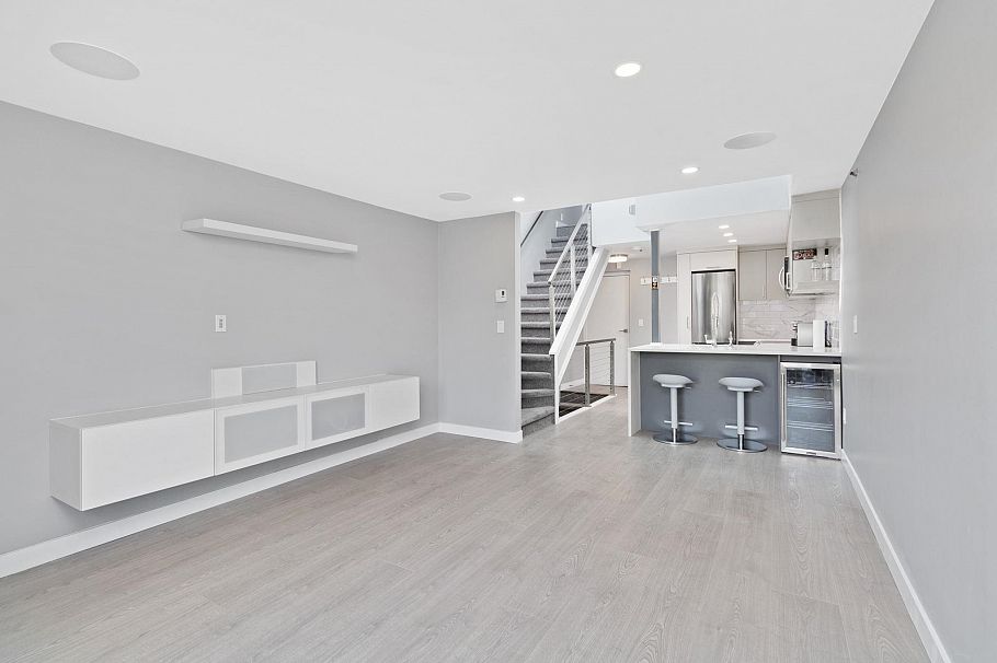 13 1355 W 4th Avenue Vancouver, BC - 7