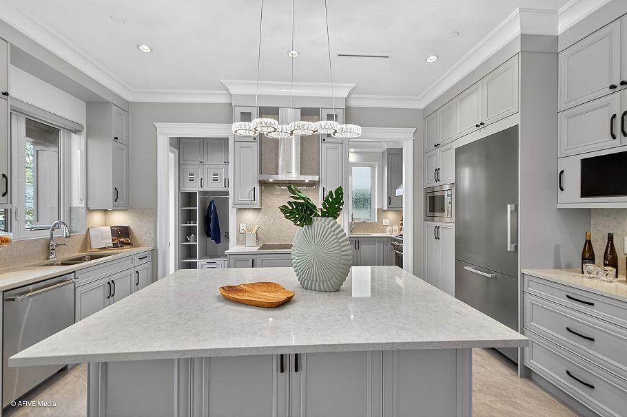 3349 W 37th Avenue Vancouver, BC - 16