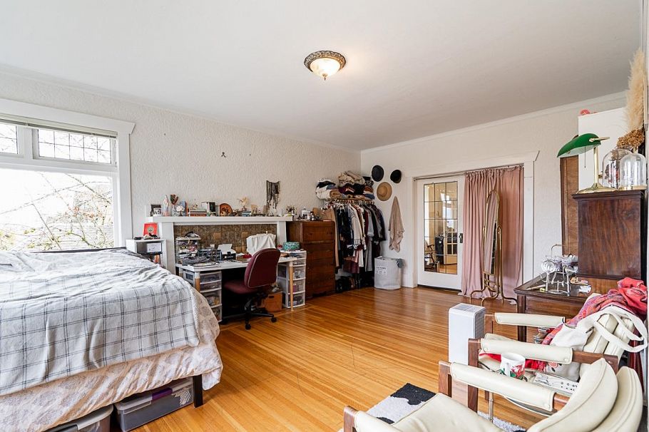 4534 W 5th Avenue Vancouver, BC - 7