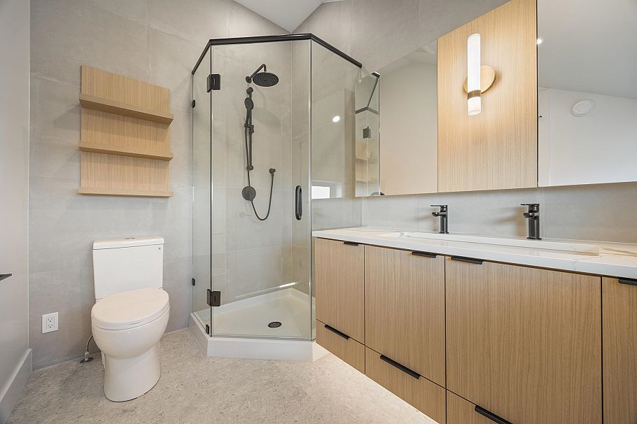 3 550 Kaslo Street Vancouver, BC - 19