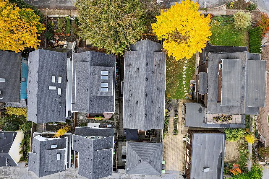 764 E 14th Avenue Vancouver, BC - 32