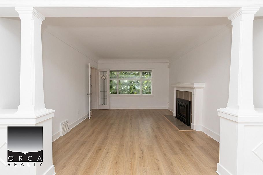 1250 KEITH ROAD, North Vancouver BC V7P 1Y8 North Vancouver, BC - 4