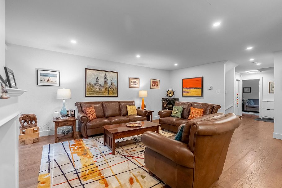 3993 Parkway Drive Vancouver, BC - 4