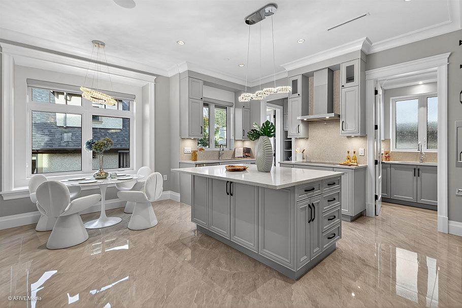 3349 W 37th Avenue Vancouver, BC - 15