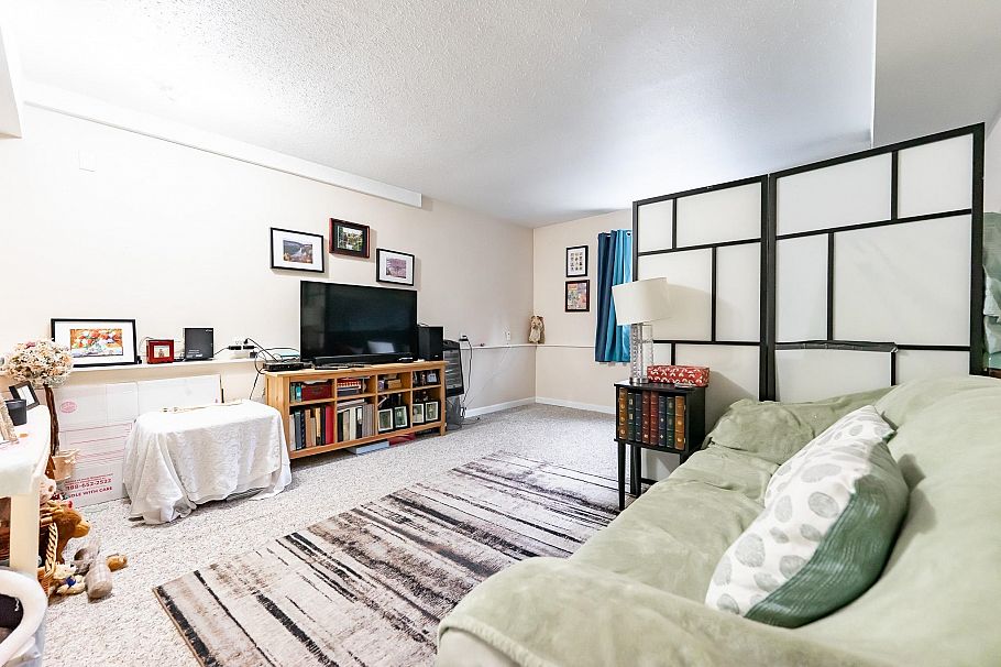 2075 Rufus Drive North Vancouver, BC - 37