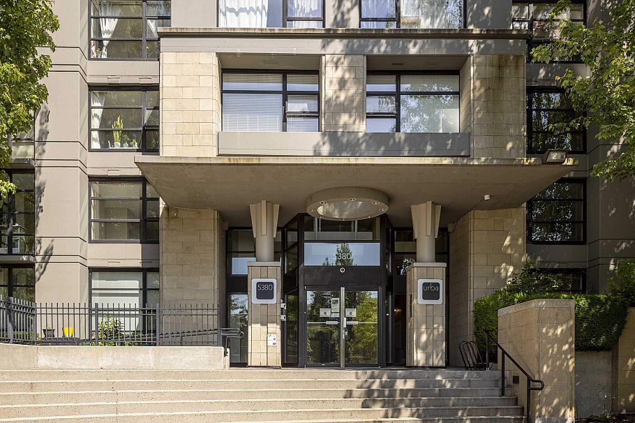 809 5380 Oben Street Vancouver, BC - 2