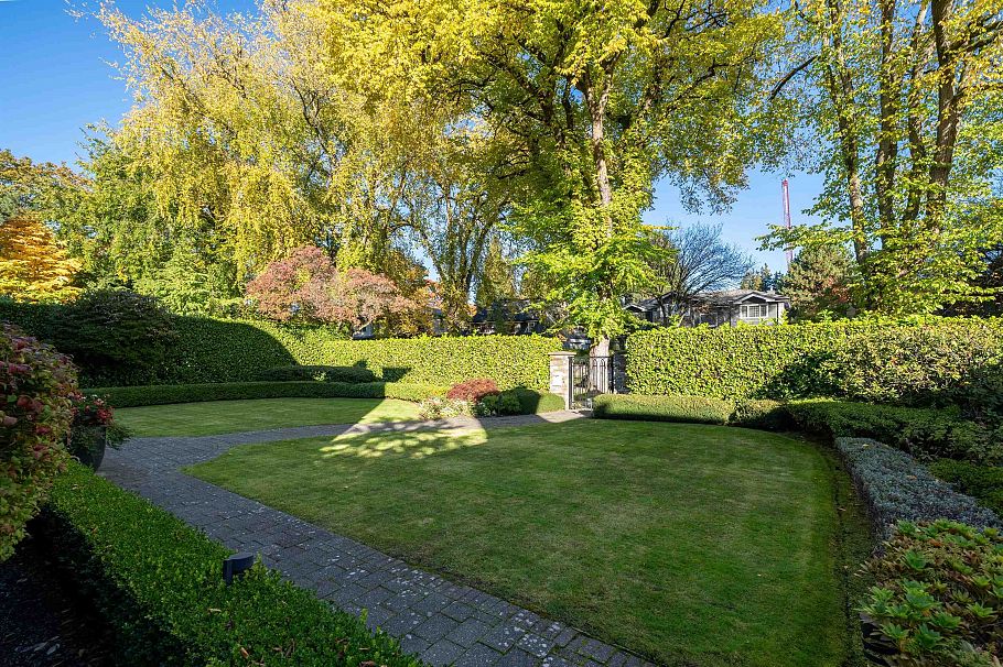 5961 Churchill Street Vancouver, BC - 35