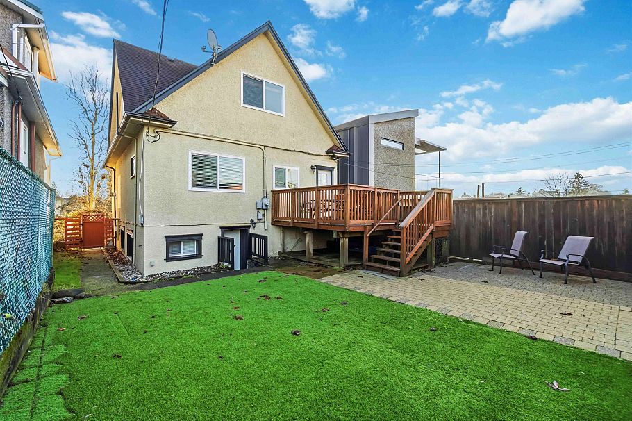 621 E 23rd Avenue Vancouver, BC - 32