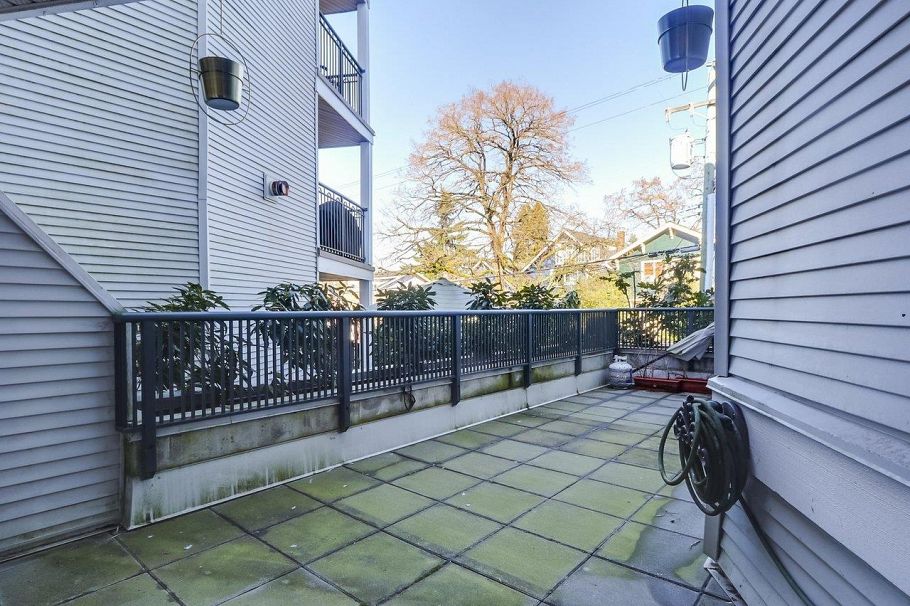 213 1989 Dunbar Street Vancouver, BC - 4