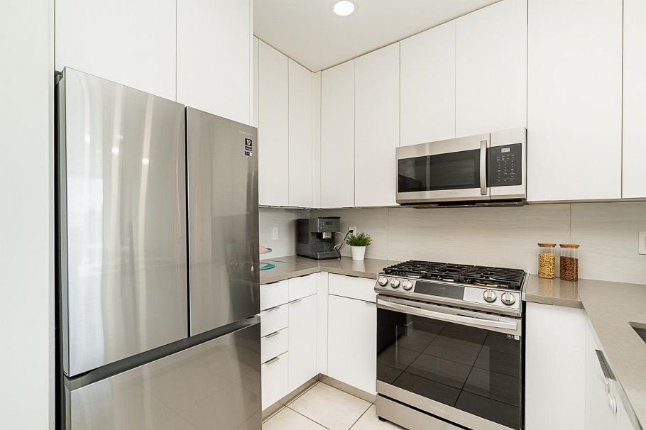 1002 170 W 1st Street North Vancouver, BC - 7