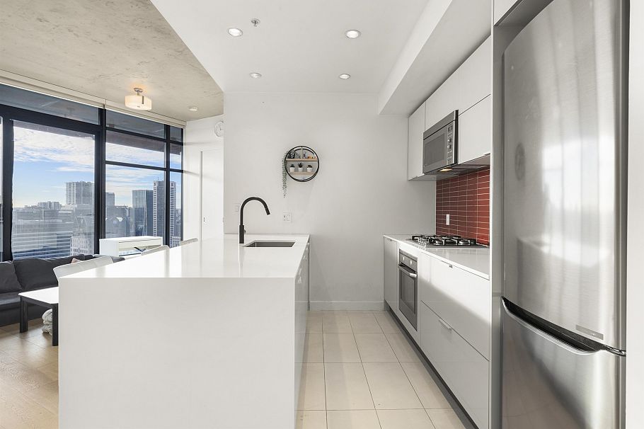 4108 128 W Cordova Street Vancouver, BC - 12