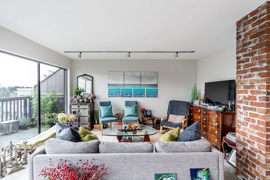 967 W 8th Avenue Vancouver, BC - 5